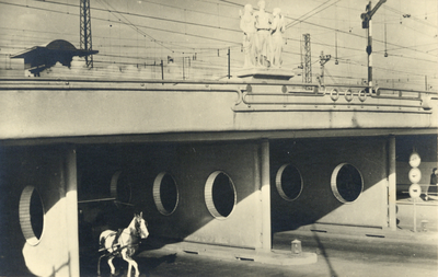 4363 Gezicht op de Leidseveertunnel te Utrecht.N.B. De naam Leidseveertunnel is pas op 28 november 1953 verleend.